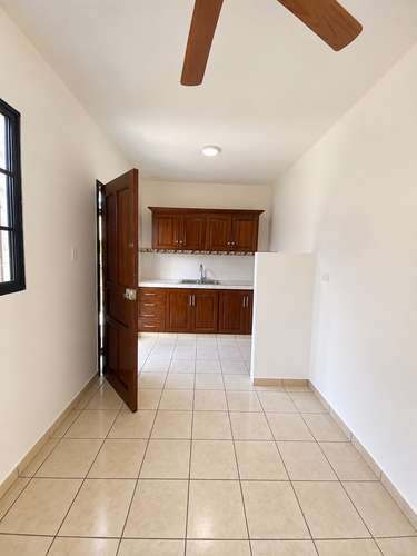 Se Vende Townhouse En Colonia Zeron, SPS