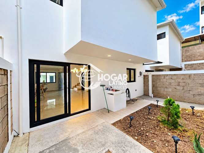 Venta de casa nueva en Residencial Venecia  - Imagen 5
