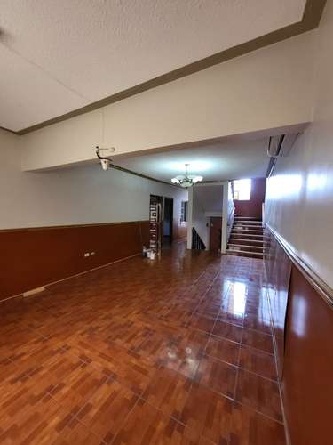 Se Vende Hermosa Casa Res. Las Uvas - Imagen 3