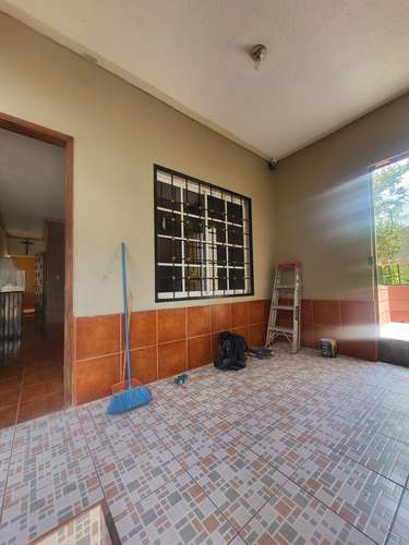 Se Vende Hermosa Casa Res. Las Uvas - Imagen 12