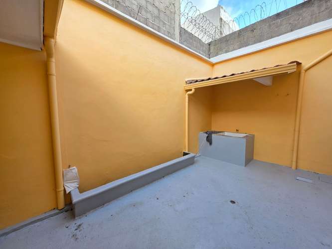 Alquiler de amplia casa en Residencial Santa Cruz  - Imagen 2