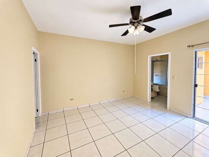 Alquiler de amplia casa en Residencial Santa Cruz  - Imagen 7