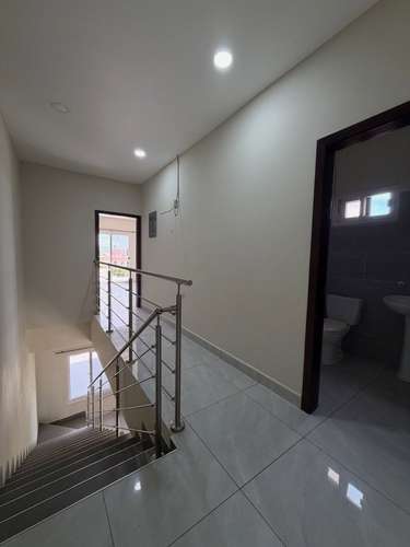 SE RENTA MODERNA CASA EN RES. COSTA DEL ESTE - Imagen 5