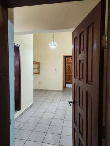 Col. Castaños Sur/Circuito Cerrado-3 Habitaciones+3 Baños+Parqueo - Imagen 3