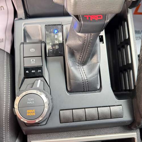 TOYOTA TACOMA TRD SPORT 2024
