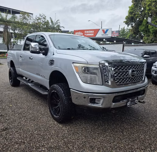 NISSAN TITÁN XD SL 2016