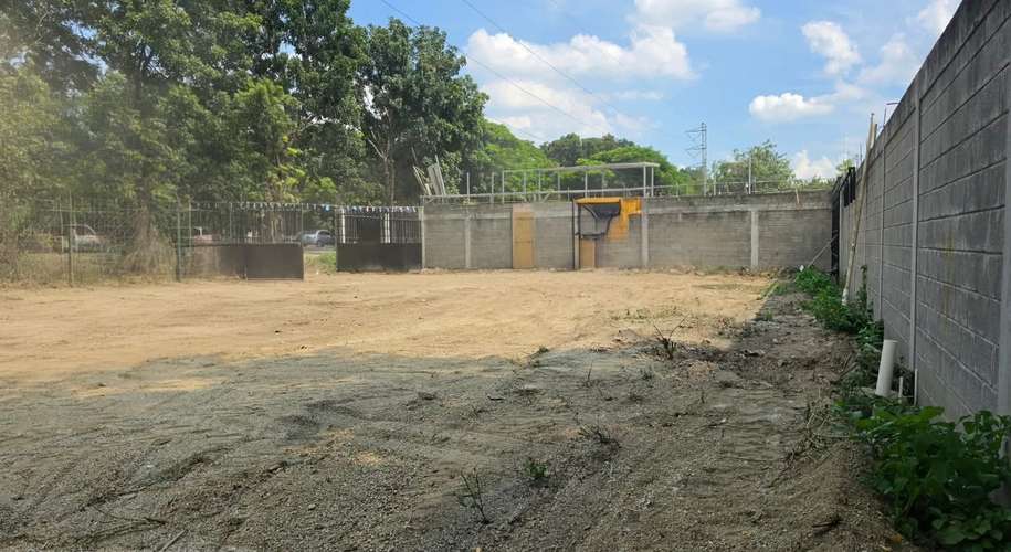 TERRENO EN VENTA EN 33 CALLE - Imagen 2