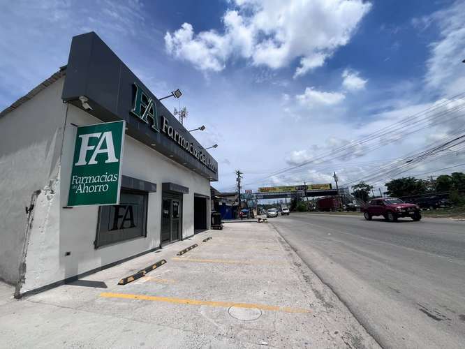 SE ALQUILA LOCAL COMERCIAL CON AUTOSERVICIO - Imagen 4