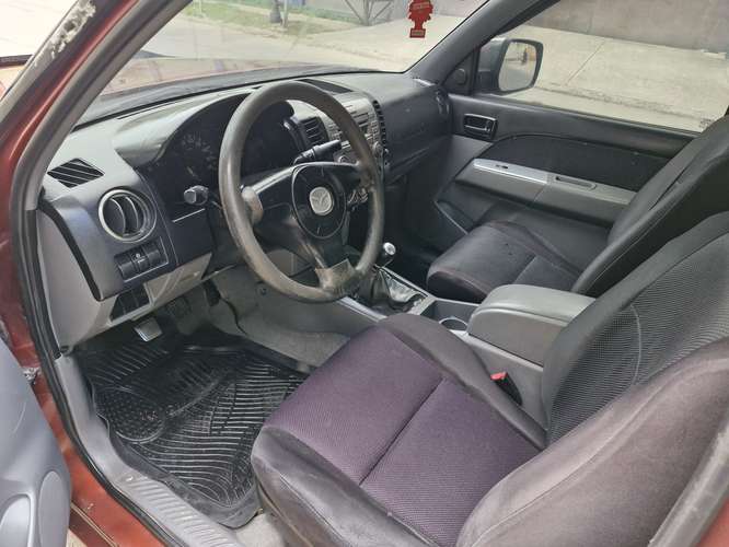 Vendo Mazda BT50 2009 aire acondicionado motor diesel 2.5 turbo comprado en agencia factura original llantas nuevas rin.