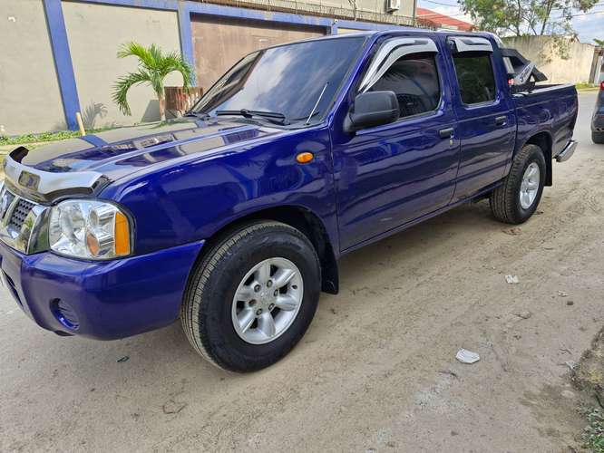 vendo Nissan Frontier TD27 2004 aire acondicionado eléctrico mecánico motor diesel 4cc documentos originales factura or.