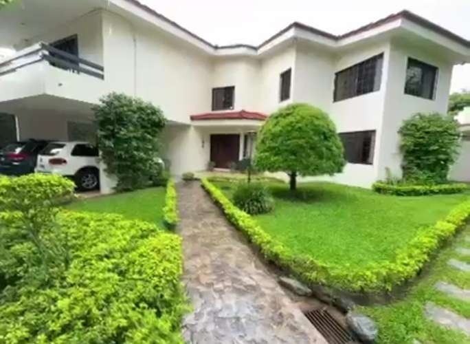  ¡ESPECTACULAR RESIDENCIA EN VENTA – COLONIA TREJO, SAN PEDRO SULA!  - Imagen 2