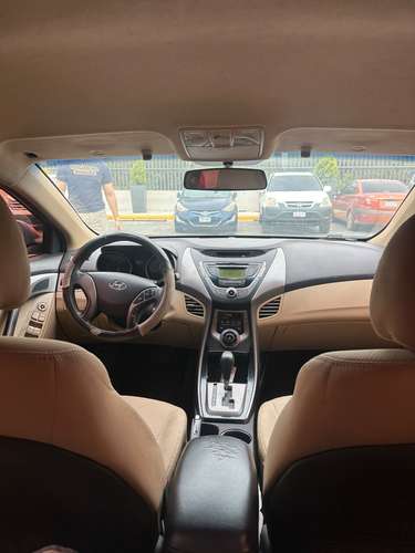 Hyundai Elantra 2013