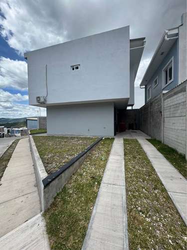 Res."Portal Las Canarias"(Res.Los Hidalgos)FULL AMUEBLADA/Circuito Cerrado/Moderna,3 Hab+Parqueo