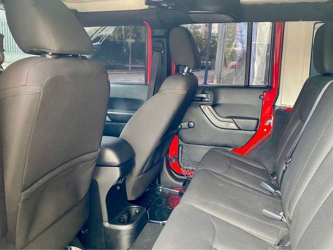 JEEP WRANGLER SPORT UMLIMITED 4X4 2015