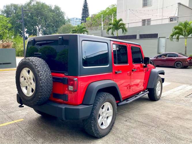 JEEP WRANGLER SPORT UMLIMITED 4X4 2015