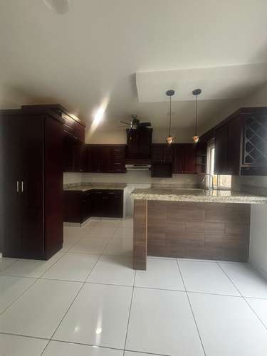 Rento Townhouse en Casa Maya IV SPS  - Imagen 2