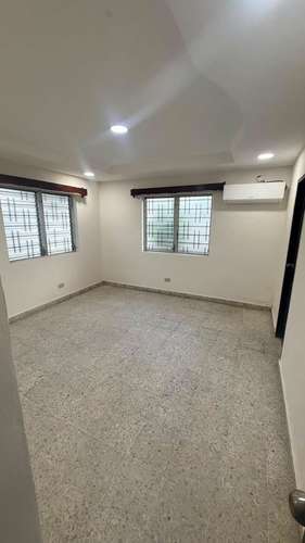 SE ALQUILA CASA EN RESIDENCIAL LOS CEDR0S-SAN PEDRO SULA - Imagen 7