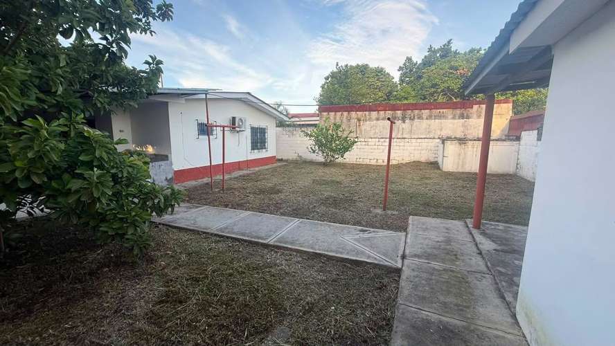 SE ALQUILA CASA EN RESIDENCIAL LOS CEDR0S-SAN PEDRO SULA - Imagen 2