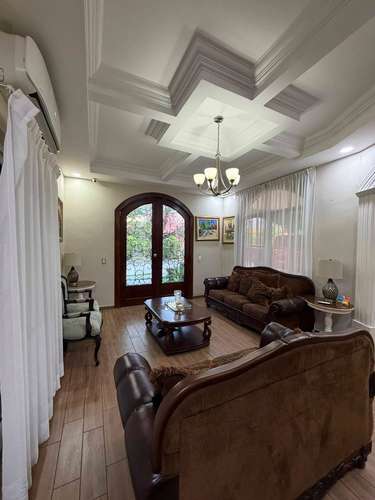 SE VENDE ESPECTACULAR CASA EN RESIDENCIAL SALAMANCA-SAN PEDRO SULA