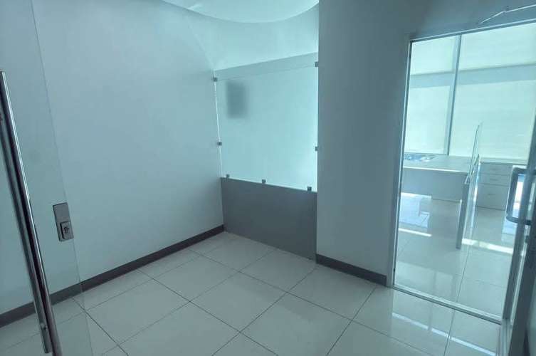 SE ALQUILA OFICINA EN PASEO PROCERES-SAN PEDRO SULA - Imagen 2