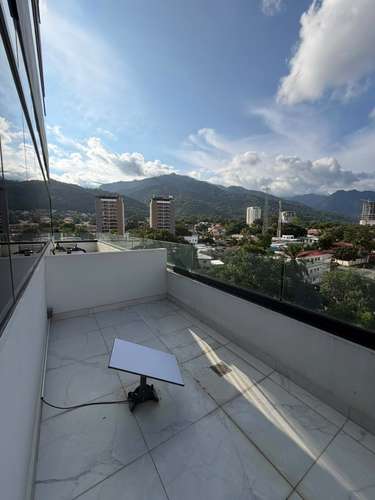 SE VENDE OFICINA EN TERRAVISTA-SAN PEDRO SULA