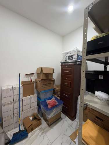 SE VENDE OFICINA EN TERRAVISTA-SAN PEDRO SULA