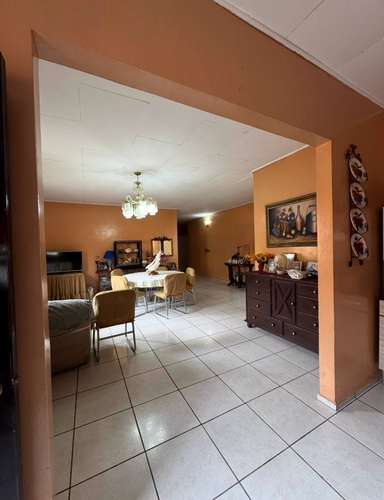 SE VENDE AMPLIA CASA EN RESIDENCIAL LOS ALAMOS-SAN PEDRO SULA - Imagen 12