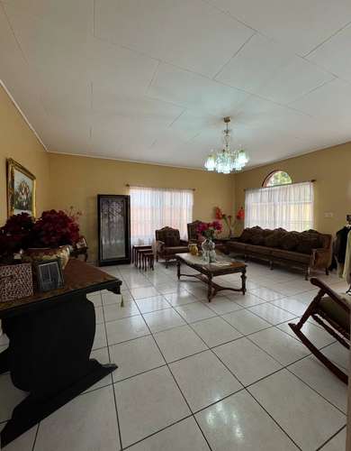 SE VENDE AMPLIA CASA EN RESIDENCIAL LOS ALAMOS-SAN PEDRO SULA - Imagen 13