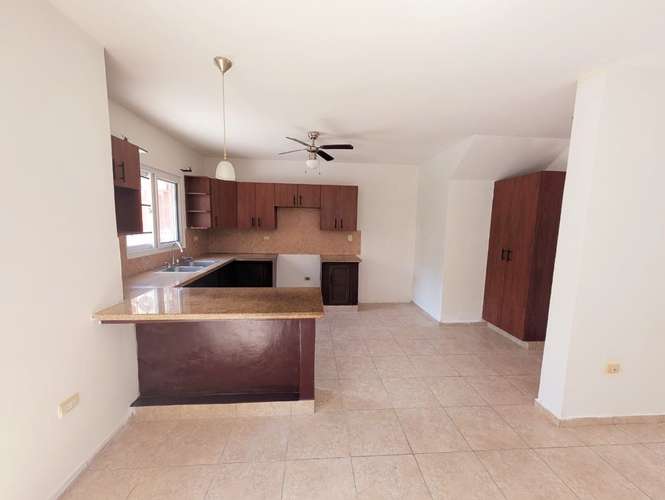 Venta Casa Res. Las Mercedes - Imagen 3