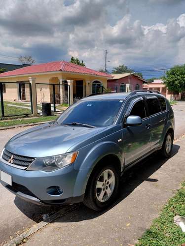 EN VENTA CAMIONETA MITSUBISHI OUTLANDER 2007