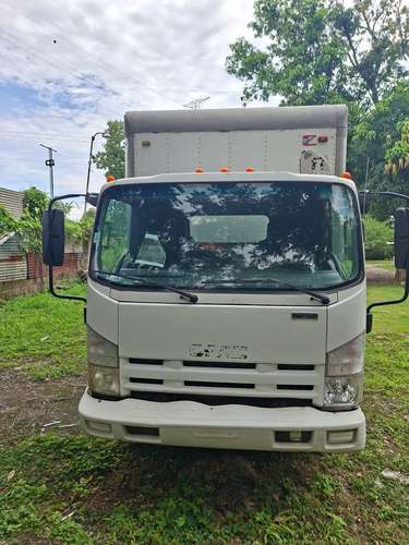 ISUZU NQR PUERTA LATERRAL 2009