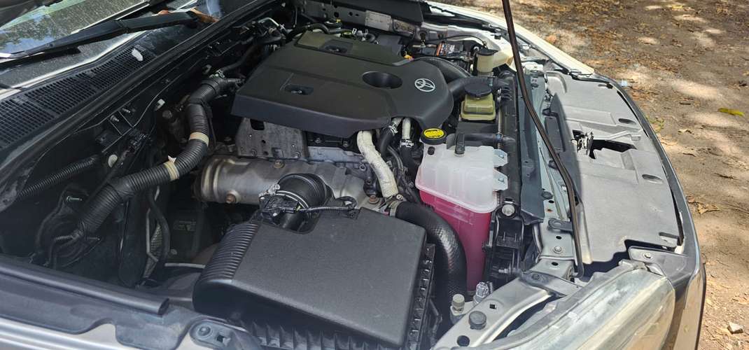 TOYOTA HILUX 2.4 2019 4X4 ACEPTO CAMBIO 