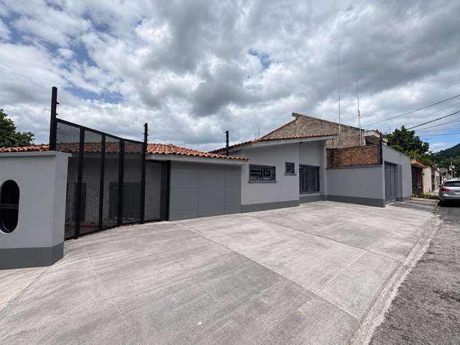 Se Renta Casa para Oficinas Col. Palmira 