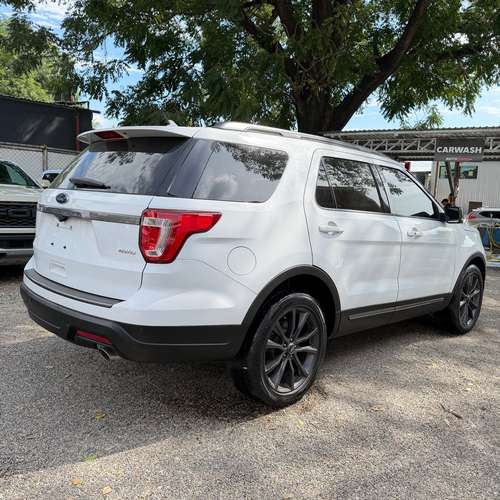 FORD EXPLORER 2018 XLT