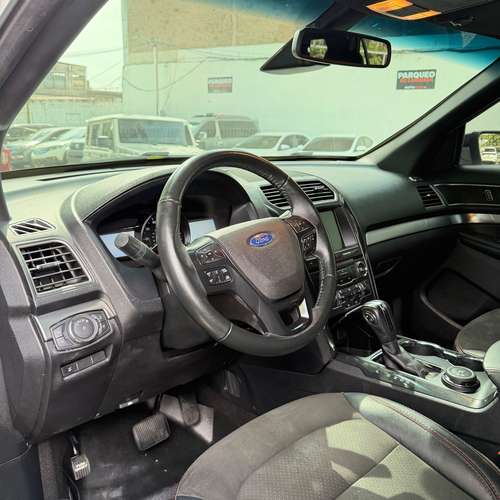 FORD EXPLORER 2018 XLT
