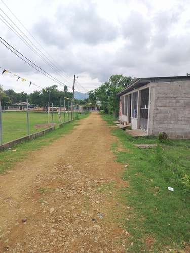 Lote de terreno 427.37 Vra2