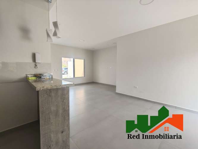  RENTA DE CASA EN RESIDENCIAL VENECIA -CIRCUITO CERRADO - Imagen 3