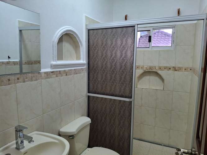 SE ALQUILA APARTAMENTO EN EXCLUSIVA RESIDENCIAL - Imagen 12