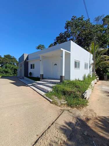 SE VENDE RESIDENCIA,  QUINTAS EL PARAISO LA CEIBA ATLANTIDA 