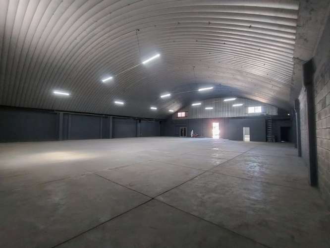 Bodega para almacenaje en la zona de la 21 de octubre. - Imagen 6