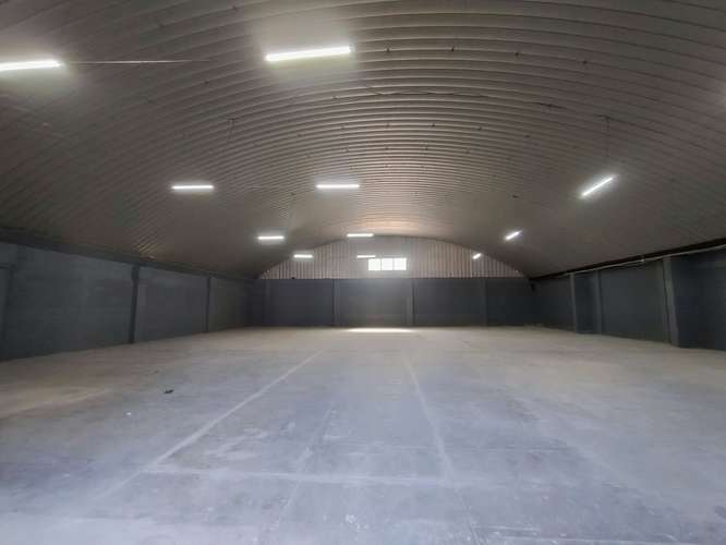 Bodega para almacenaje en la zona de la 21 de octubre. - Imagen 7