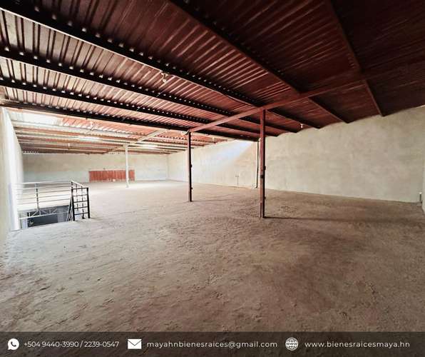 ¡Se alquila bodega a orilla del Anillo Periférico!