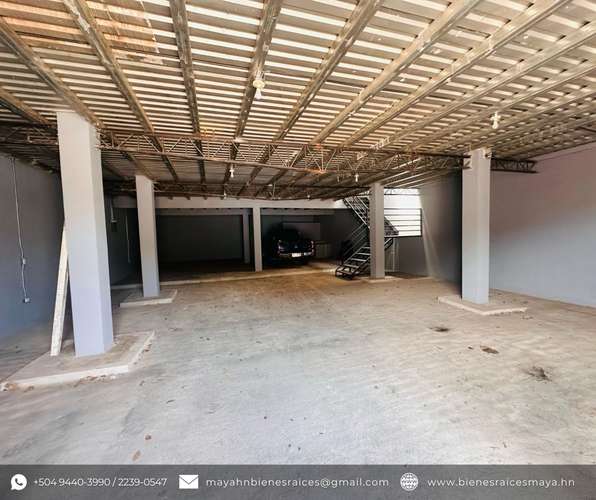 ¡Se alquila bodega a orilla del Anillo Periférico!