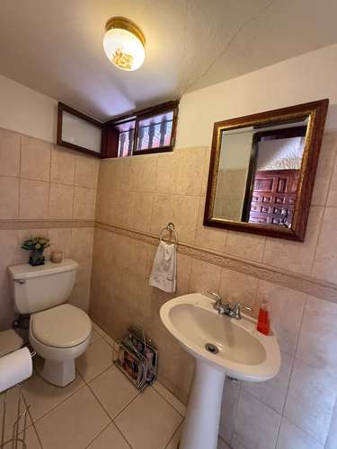 Se Vende Amplia Casa Res. Ciudad Nueva - Imagen 9