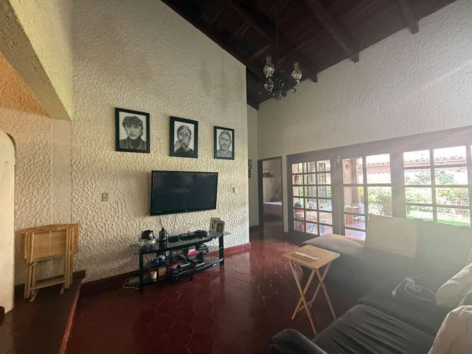 Se Vende Amplia Casa Res. Ciudad Nueva - Imagen 10