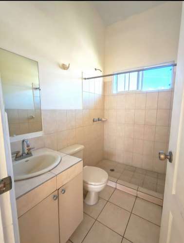 Se Vende Casa Res. Portal del Bosque I - Imagen 8