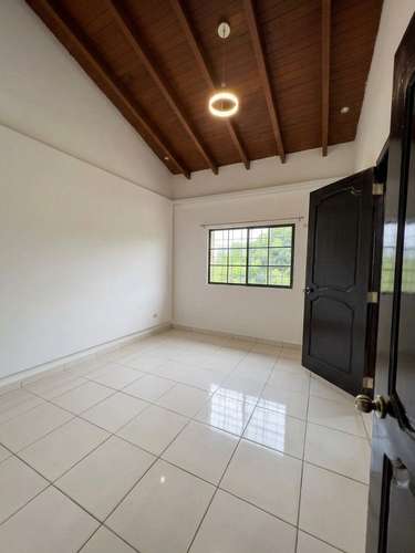 CASA EN RENTA DE UN NIVEL || Res Campisa - Imagen 6