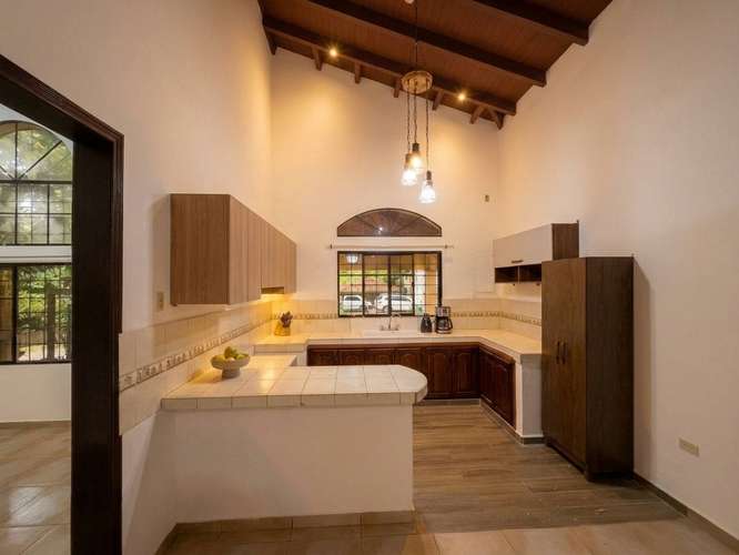 CASA EN RENTA DE UN NIVEL || Res Campisa - Imagen 3