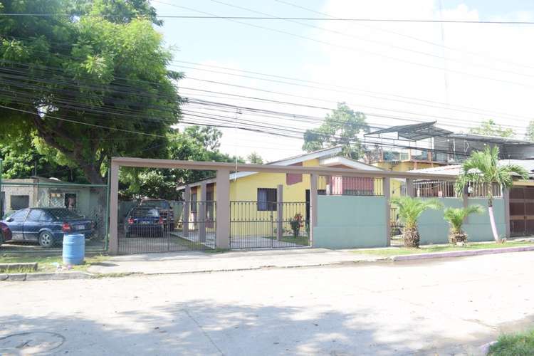 Casa en Venta. Colonia Buenos Aires