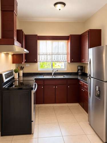 Hermosa Casa en Venta. Res. Villas Valencia - Imagen 4